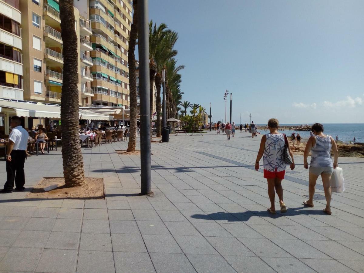 Edificio 1º Linea De Playa, En Paseo Maritimo De Torrevieja, Alicante, Costa Blanca Eksteriør bilde