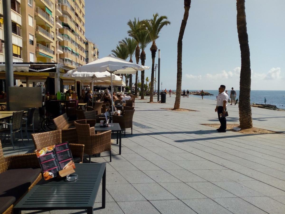 Edificio 1º Linea De Playa, En Paseo Maritimo De Torrevieja, Alicante, Costa Blanca Eksteriør bilde